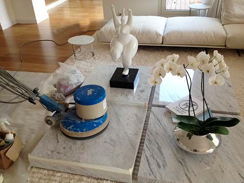 Rénovation complète d’une table basse en marbre dans une villa à Lyon